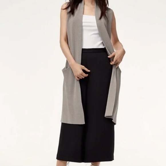 Brand New Aritzia Wilfred Dunkirk Sweater Vest XS - Picture 5 of 8